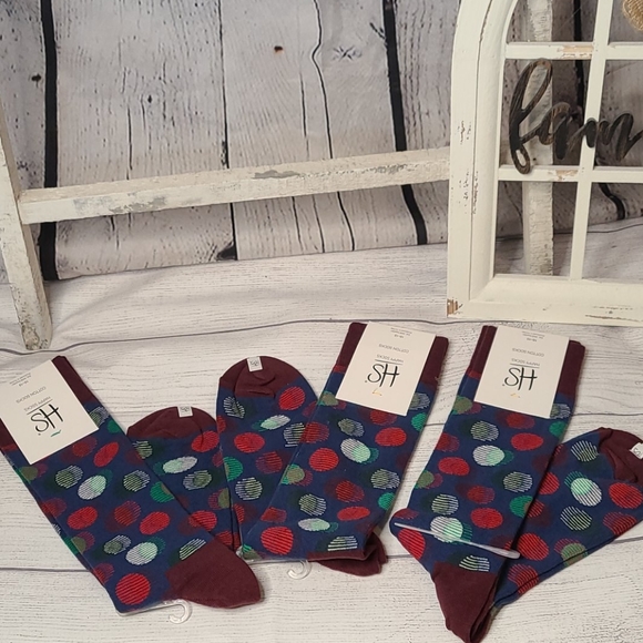 3/$11 sale Happy Socks - Picture 1 of 4